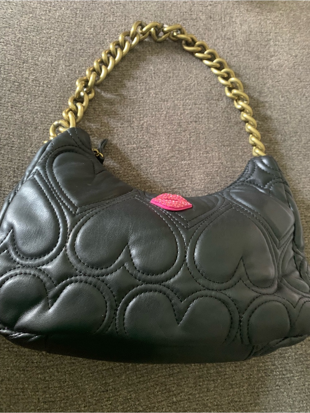 Black Quilted lips Leather Shoulder Bag with Gold Chain and Pink Accent